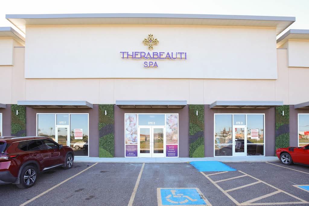 Fachada de Therabeauti en La Joya, Suite E